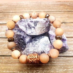 Champagne Druzy Agate, Bronzite, and Copper Beaded Bracelet
